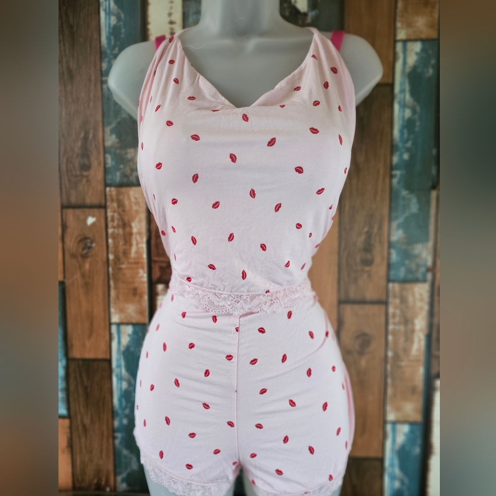 PINK Victoria’s Secret 2-Piece Pajama Sleep Set XXL | NWT | Lips Prin.